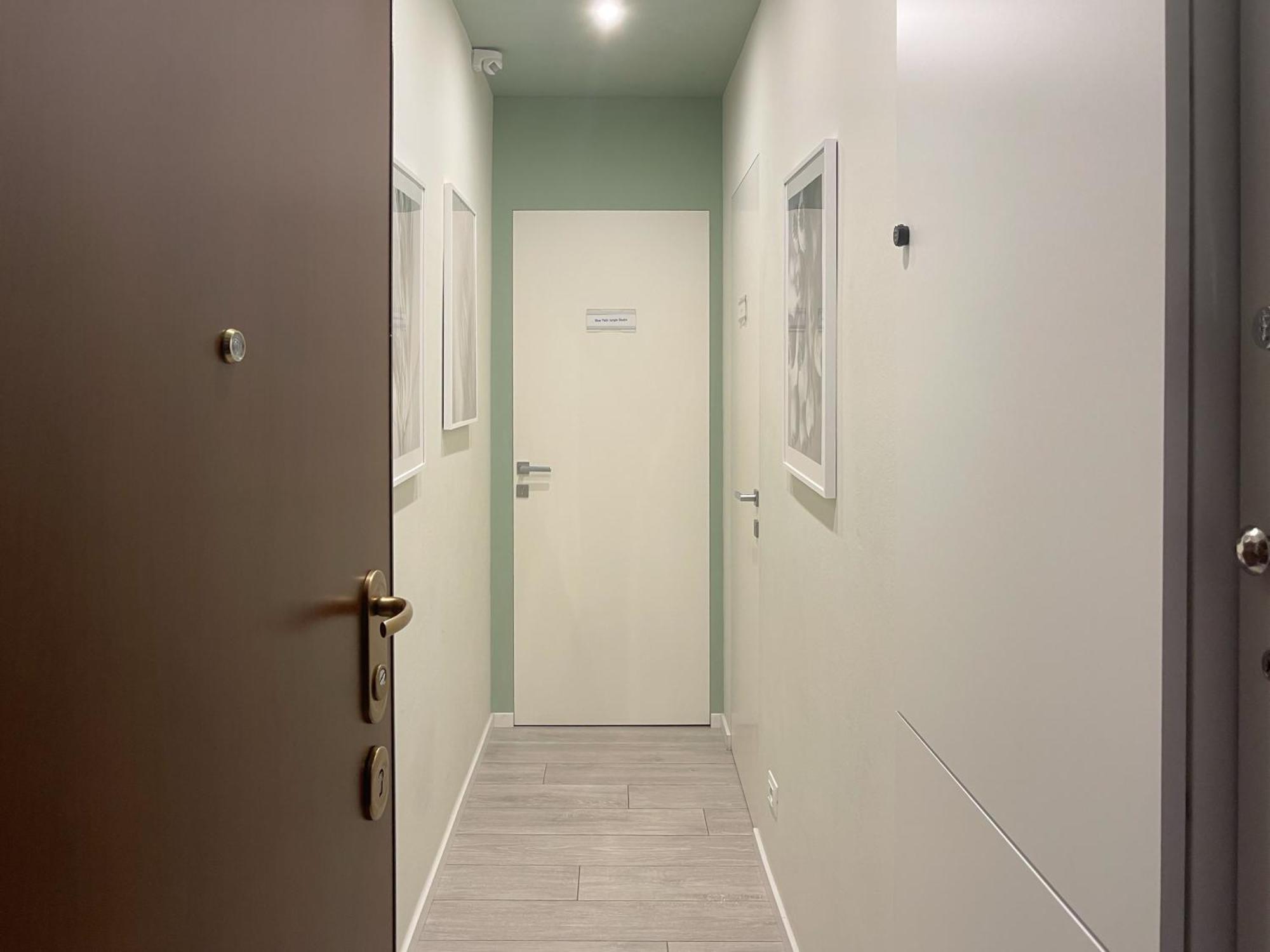 Blue Palm Jungle Studio Self Checkin Design Milan Extérieur photo
